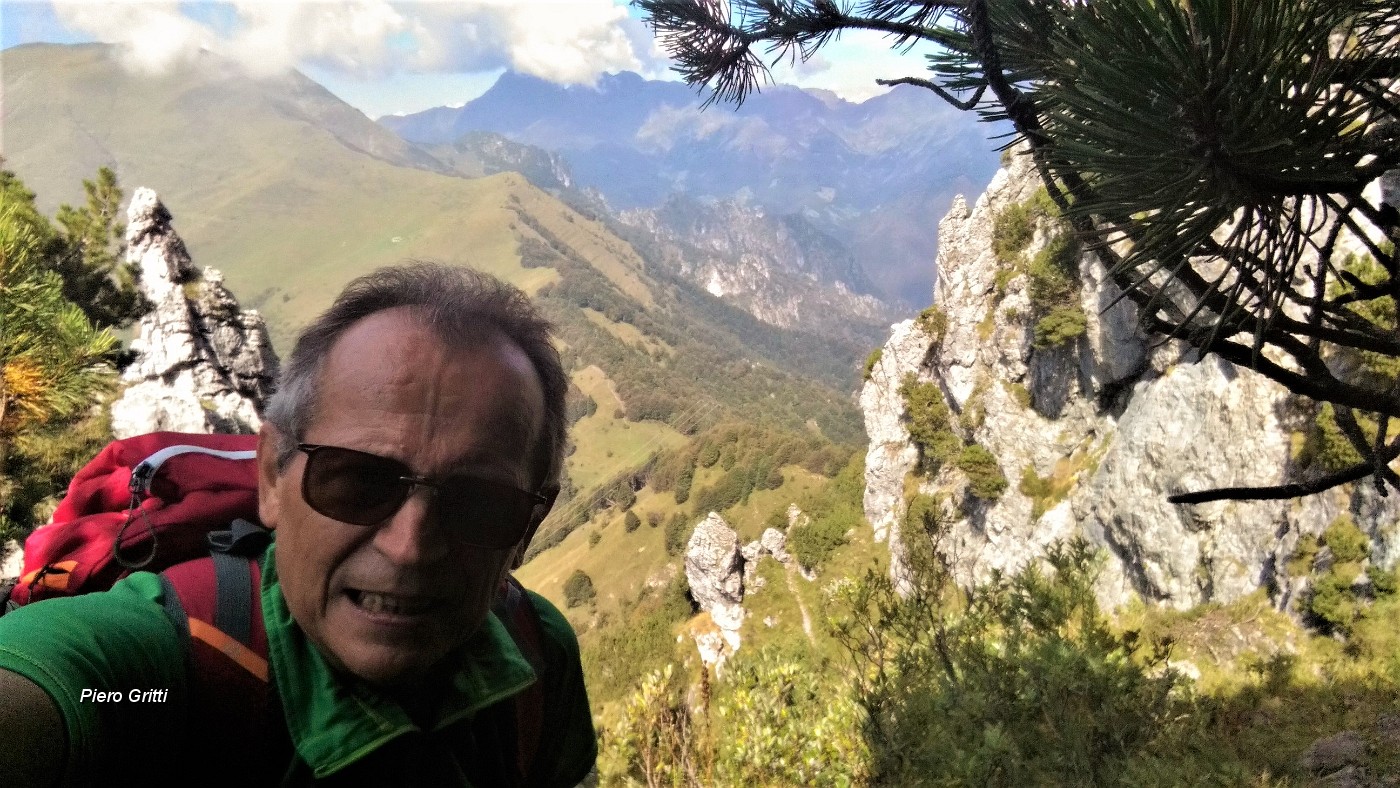 52  Impegnativo, ma non difficile,   il sentiero 102 nel valloncello risalito.jpg
